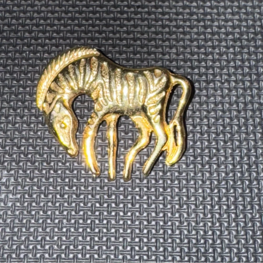 Vintage MCM Grazing Zebra Goldtone maybe Brass Brooch Pin Estate Find Jewelry